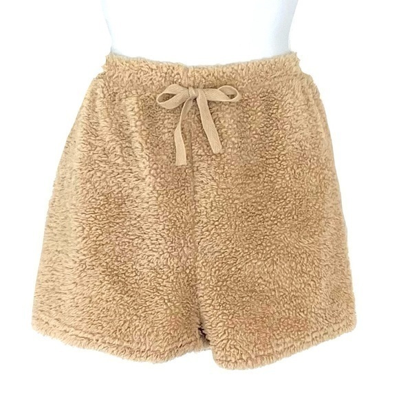 5 for $25!  Weekending Soft Sherpa Shorts! - Picture 1 of 2